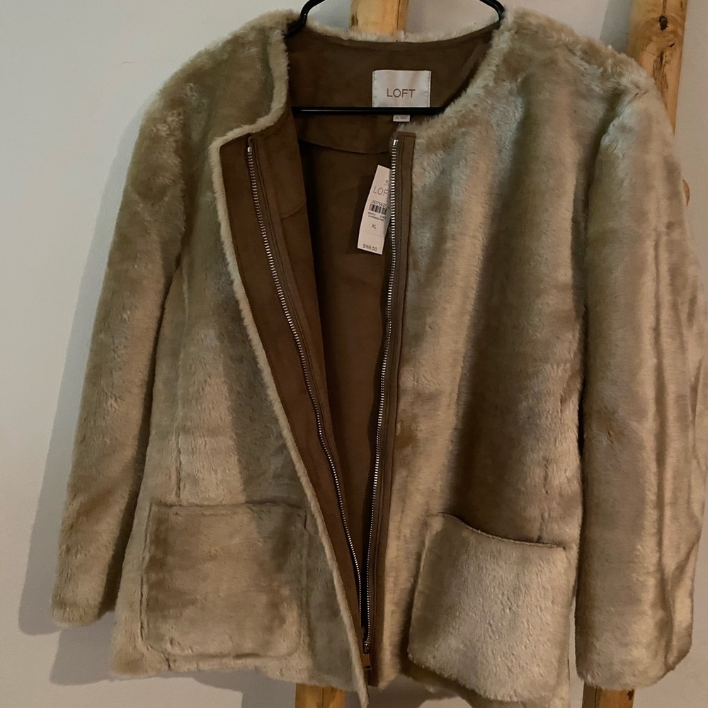 Loft XL teddy bear🧸coat. New, w/tags never worn.